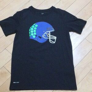 Nike Youth Tee Medium Like NEW Dri-FIT